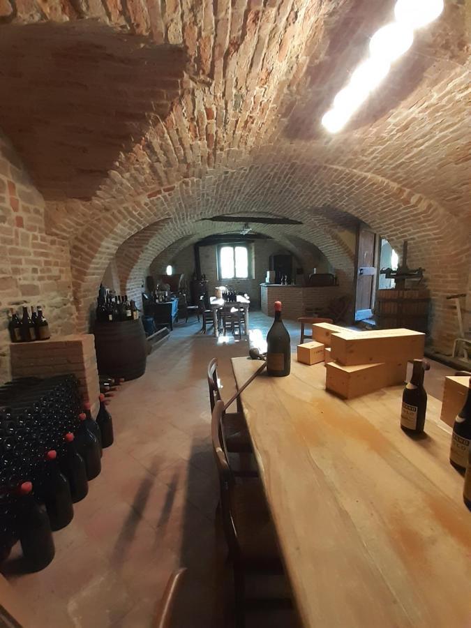 바롤로 Agriturismo La Terrazza Sul Bosco 빌라 외부 사진