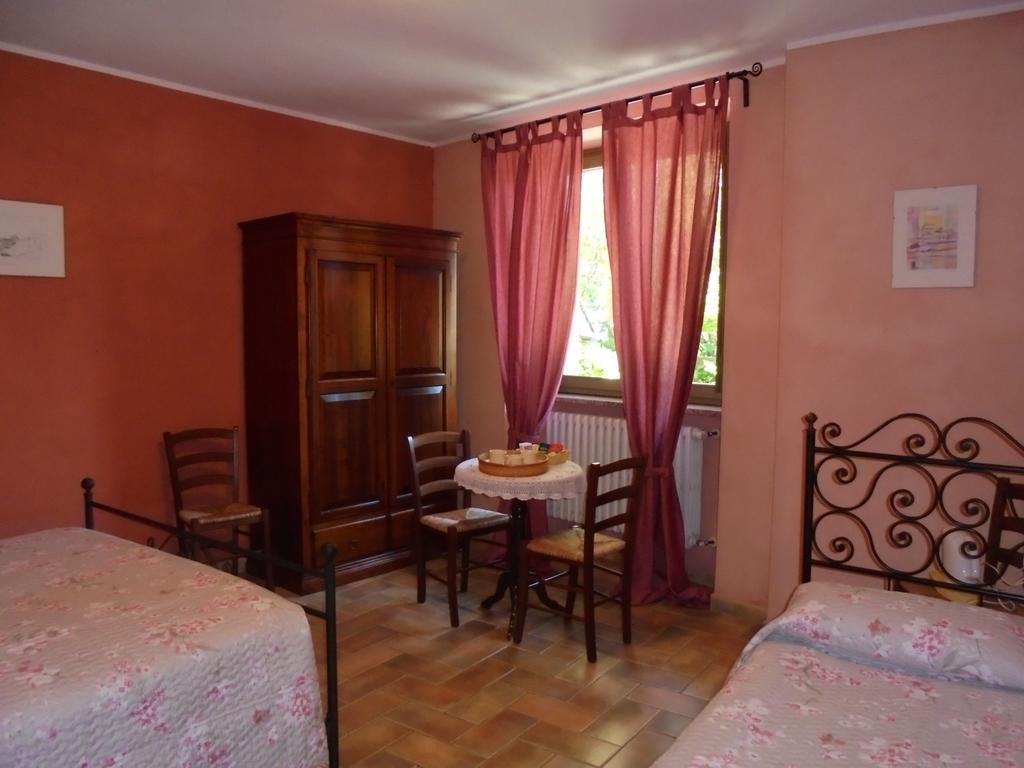 바롤로 Agriturismo La Terrazza Sul Bosco 빌라 외부 사진